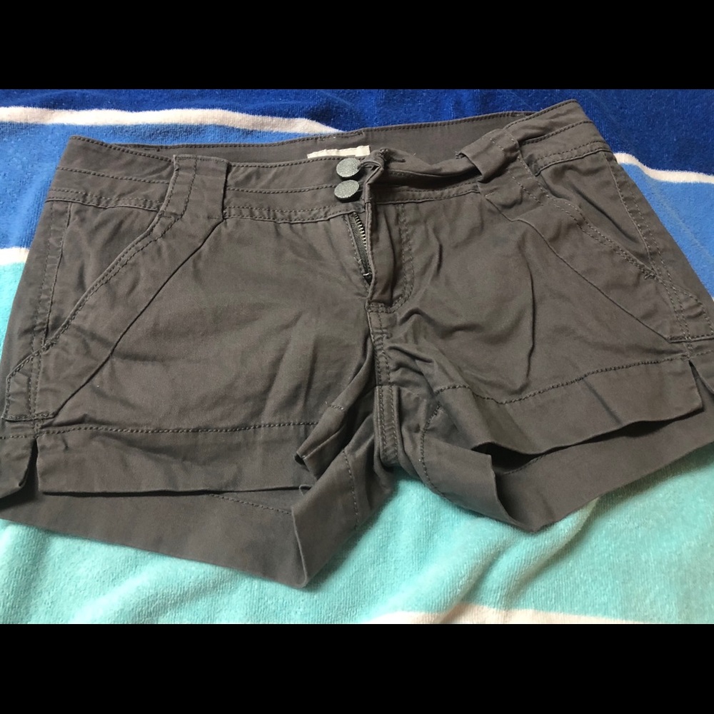 BKE mollie shorts size 25